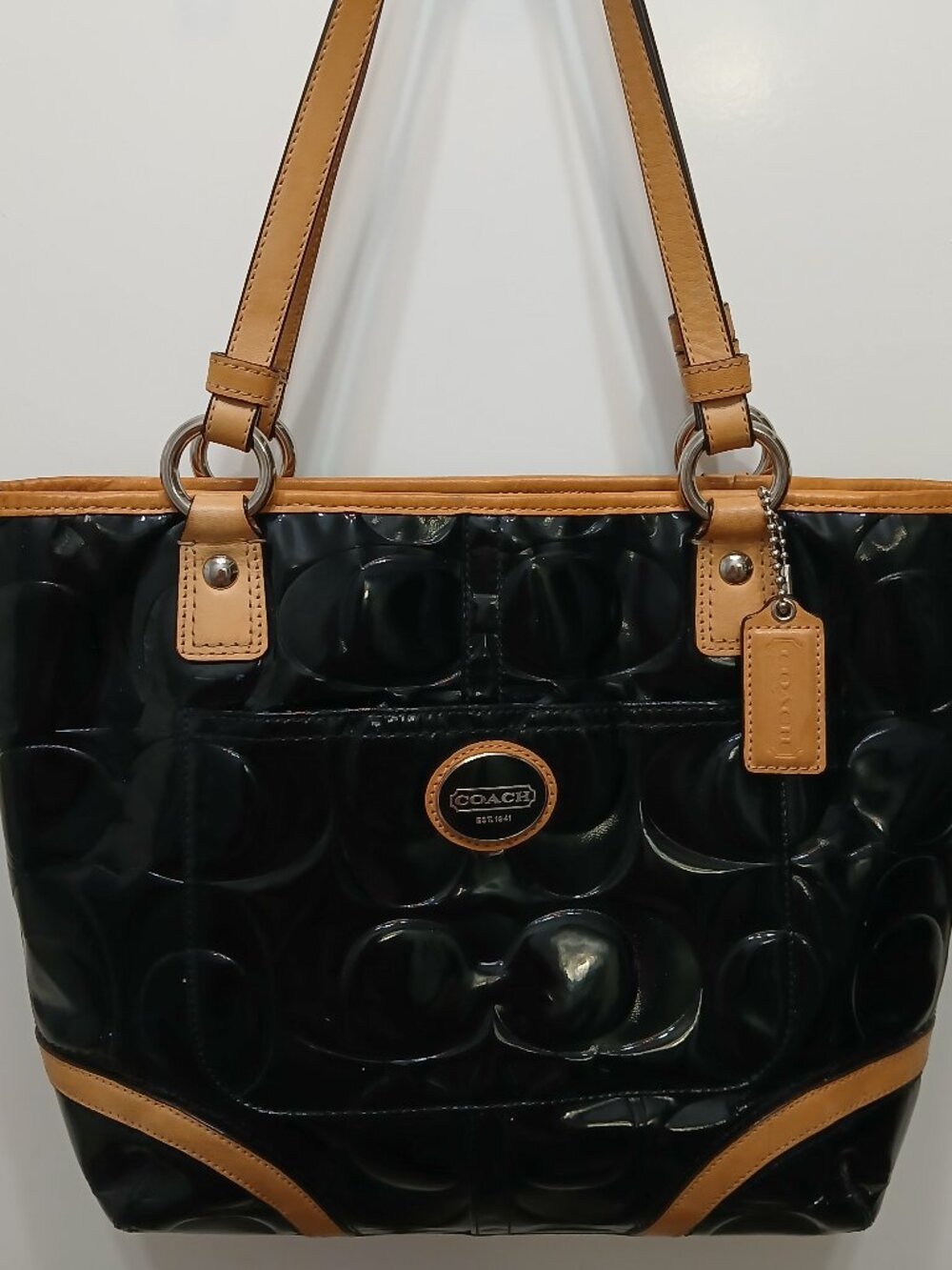 Coach Patent Leather Tote🖤 - Picture 12 of 12